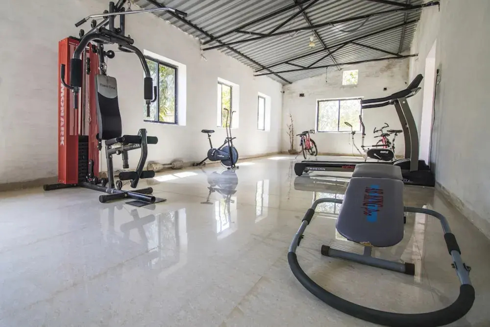 Mougli's Paradise Resort