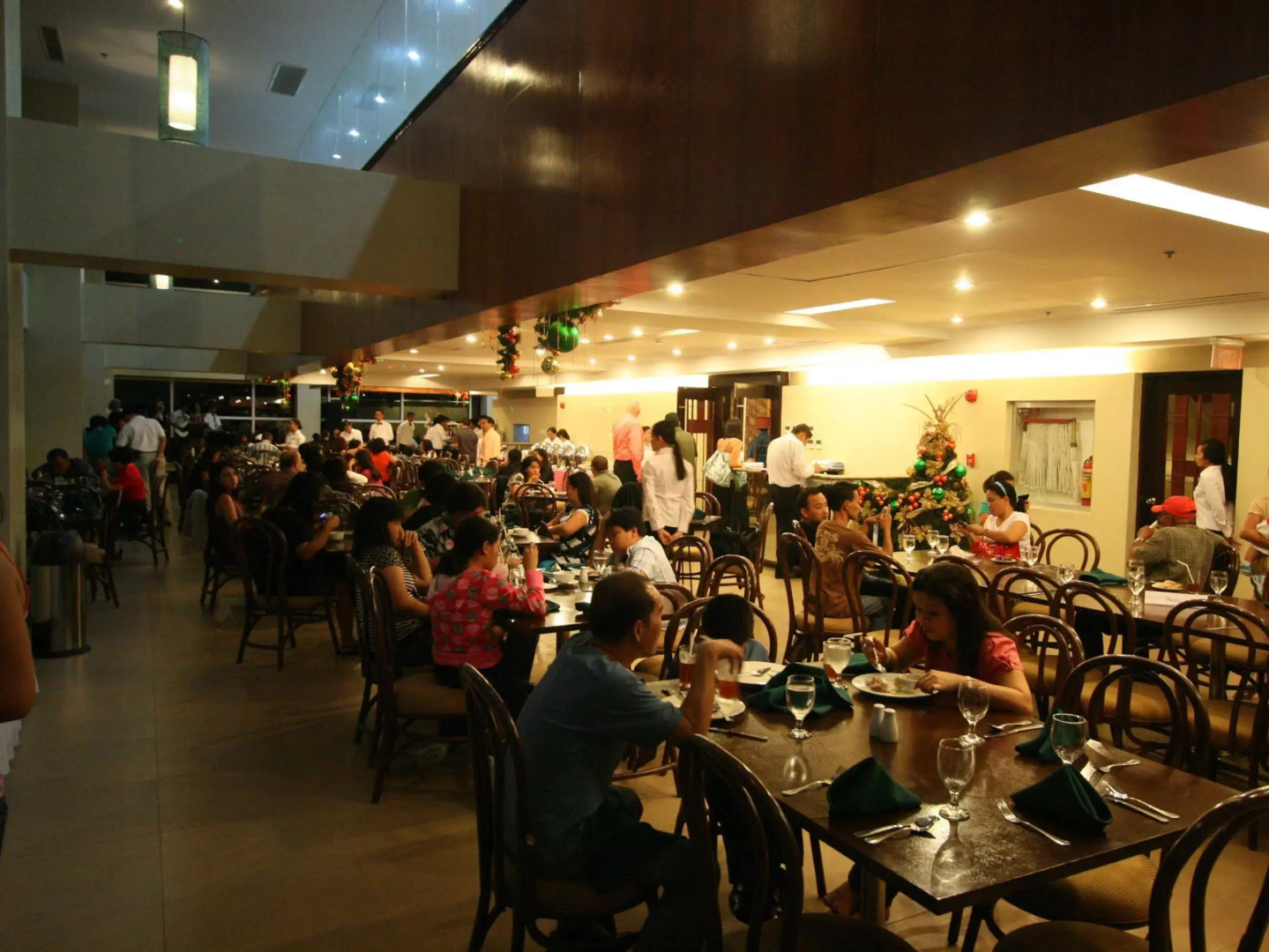 Crown Regency Hotel and Towers