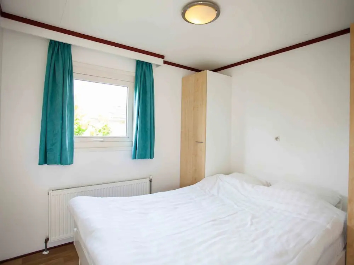 Neat Chalet With Microwave 3.5 km. From the Beach in Egmond