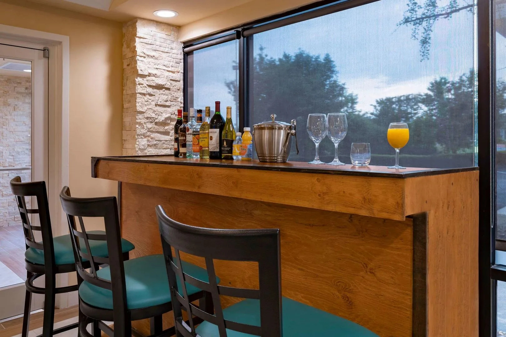 Garner Hotel August West by IHG