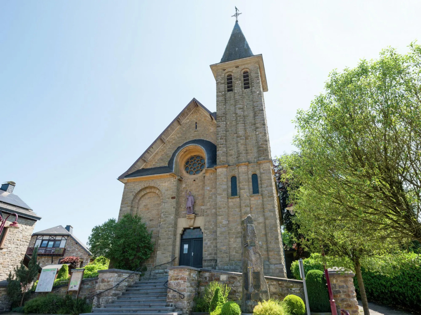 Luxury Holiday Home in Thirimont Liege With Private Garden