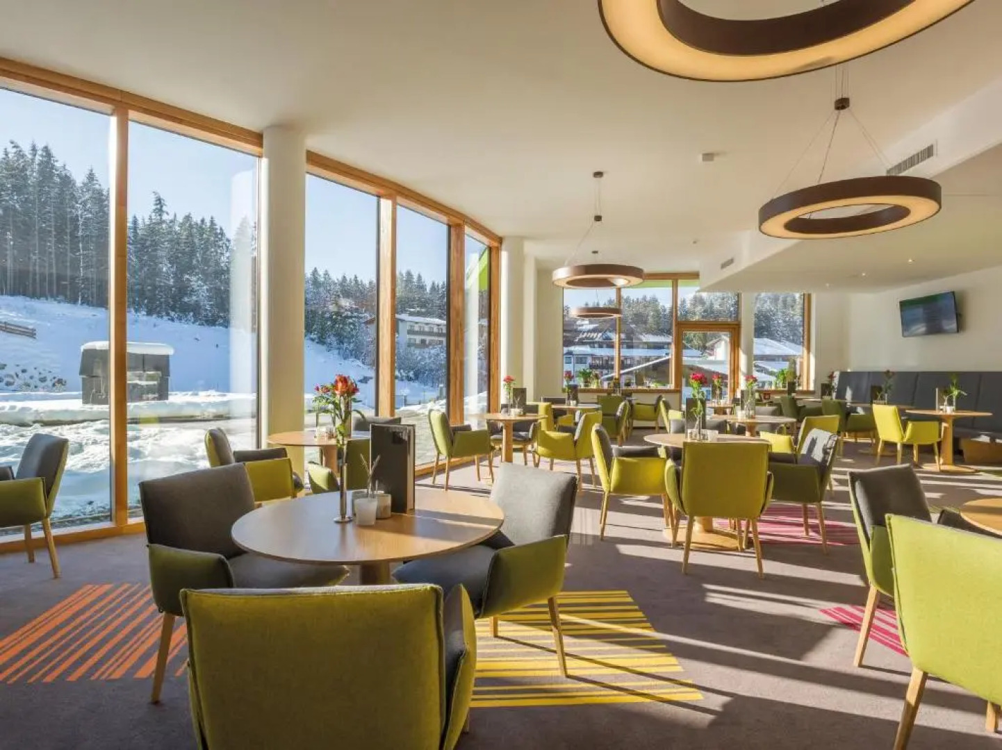 DAS SIEBEN ****s - Adults Only