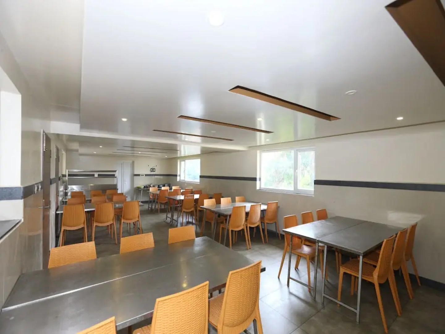 OYO 4943 Sandanams Villa