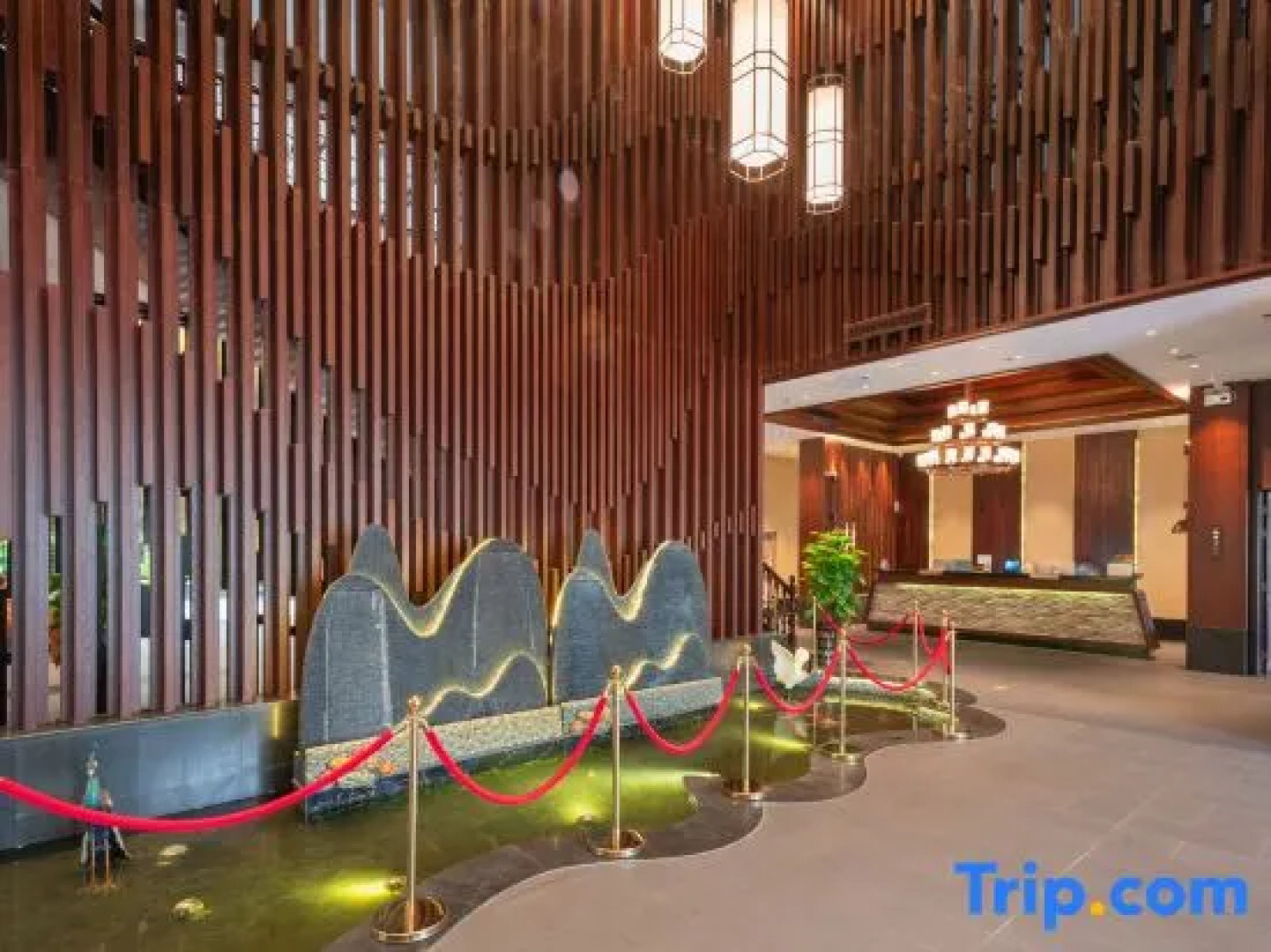 Yipin Yunjing Resort Hotel