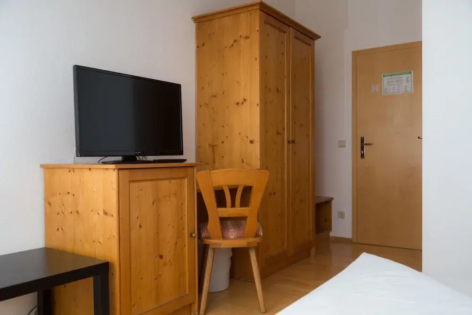 Alter Wirt Putzbrunn Hotel & Pension