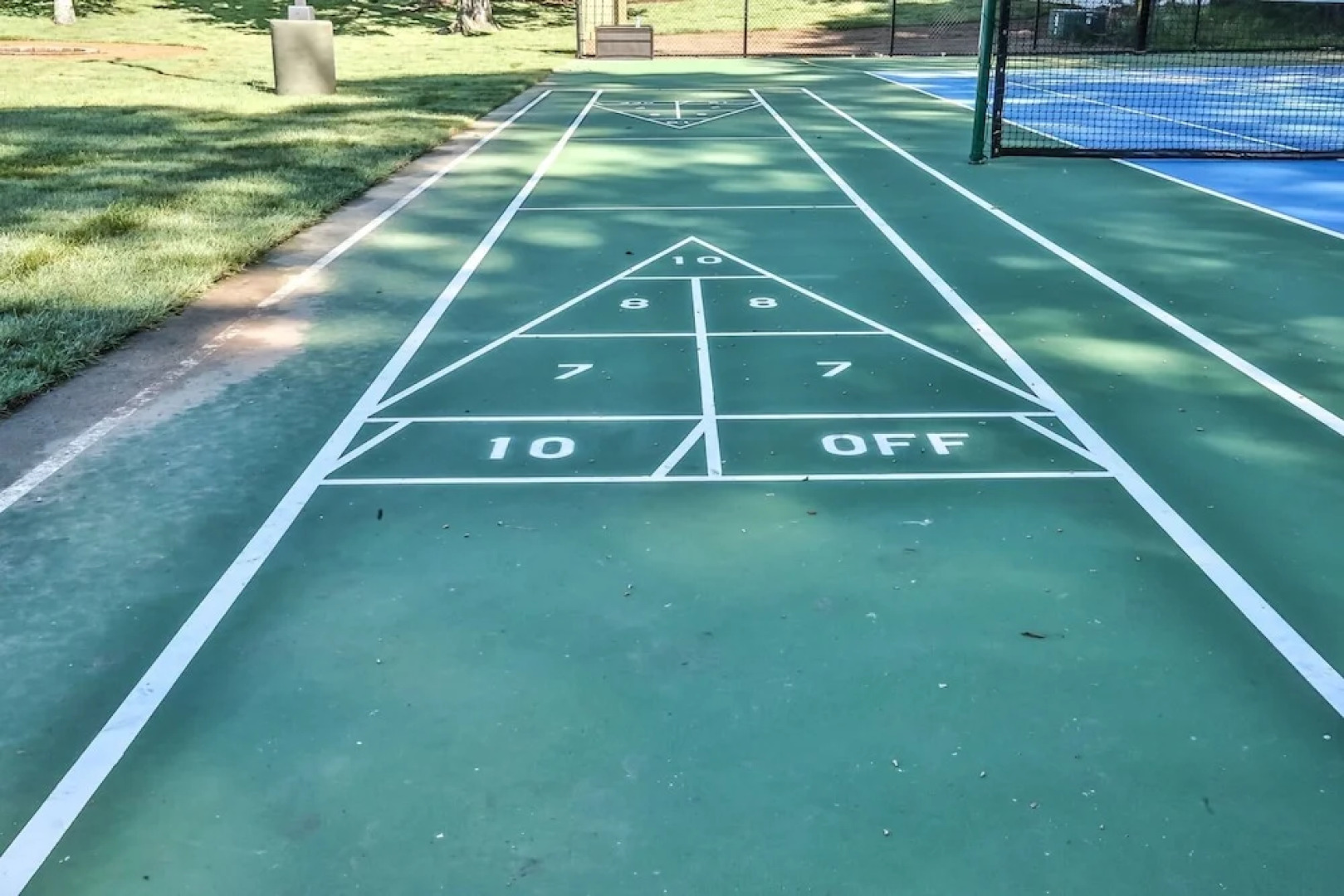 Indian Point Manor - Hiller Vacation S 9 Bedroom Estate