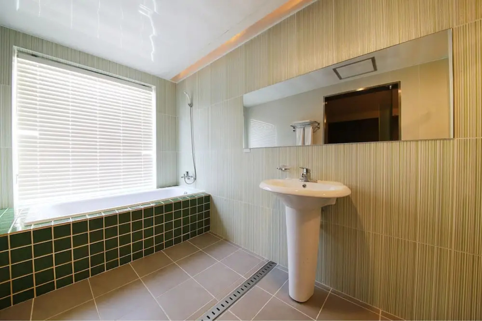 Yangju Jangheung Joatel