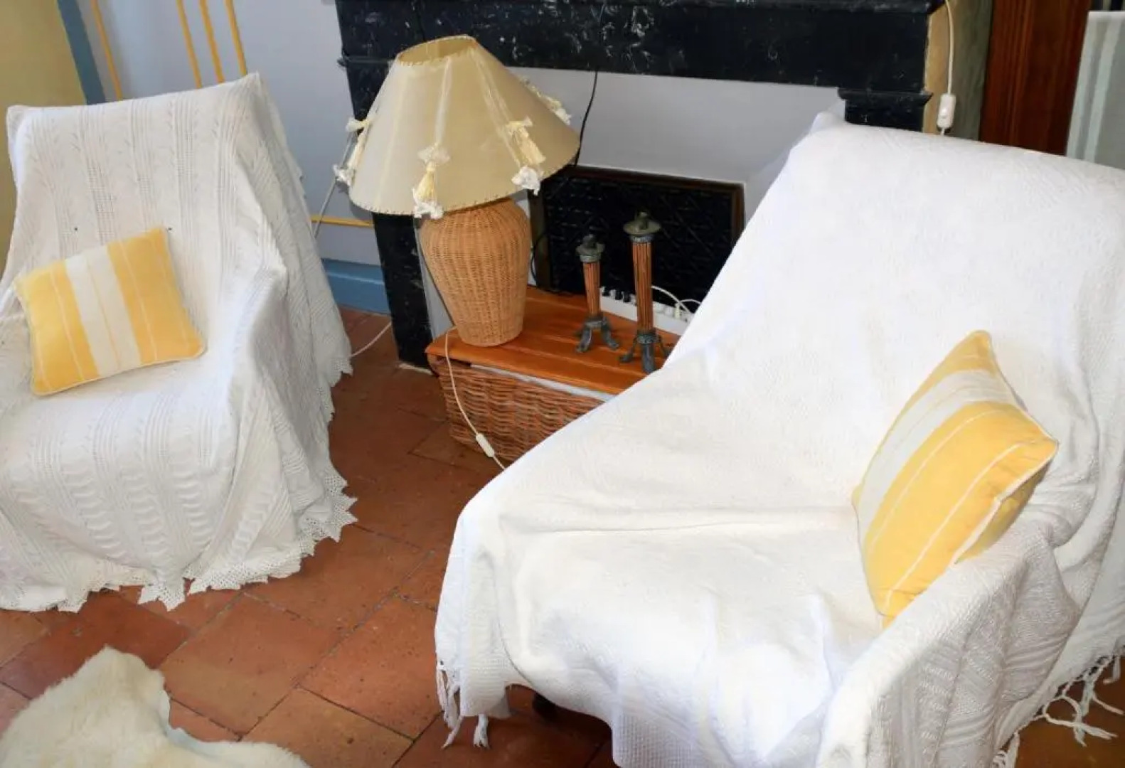 Volets Bleus et Briques Rouges