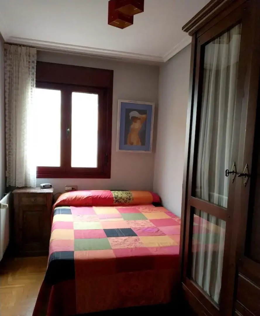 Apartment With 4 Bedrooms in Oviedo, With Balcony