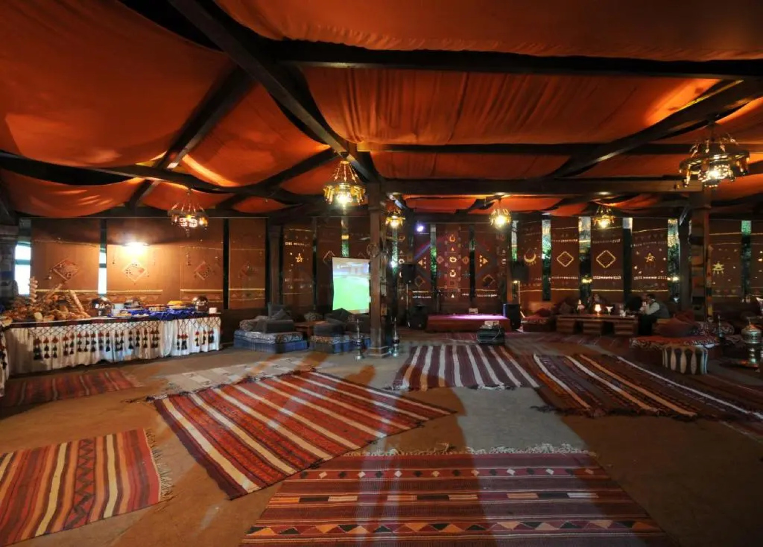 Grand Pyramids Hotel