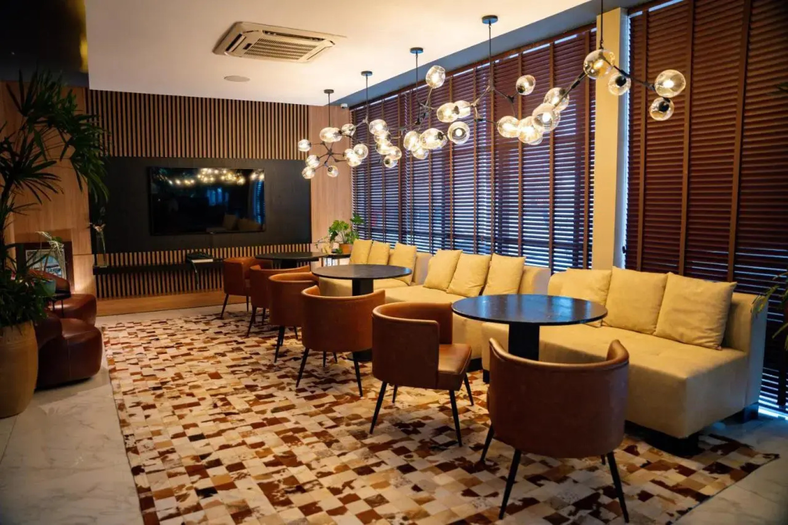 Nadai Confort Hotel e Spa