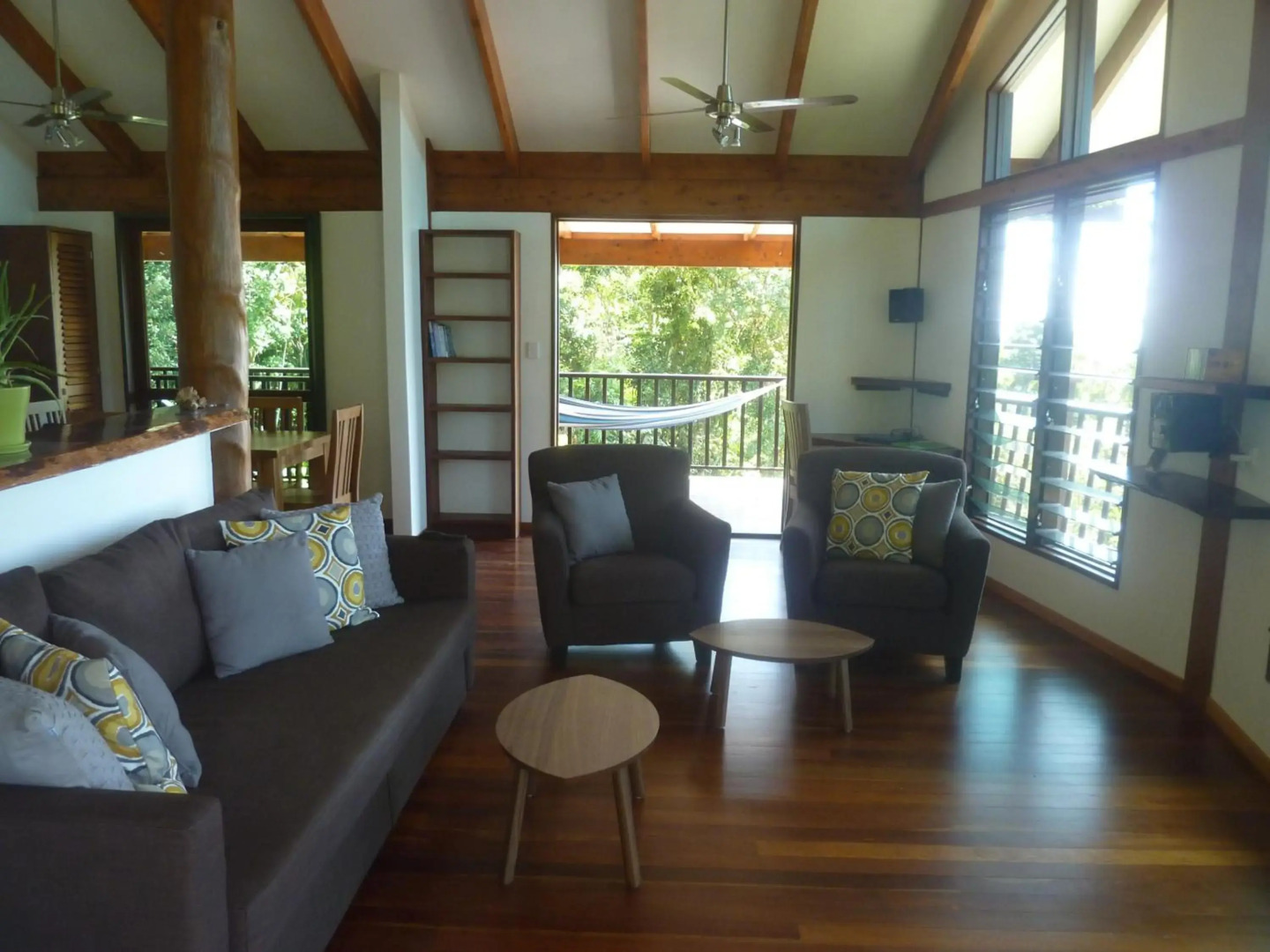 Daintree Holiday Homes - Yurara
