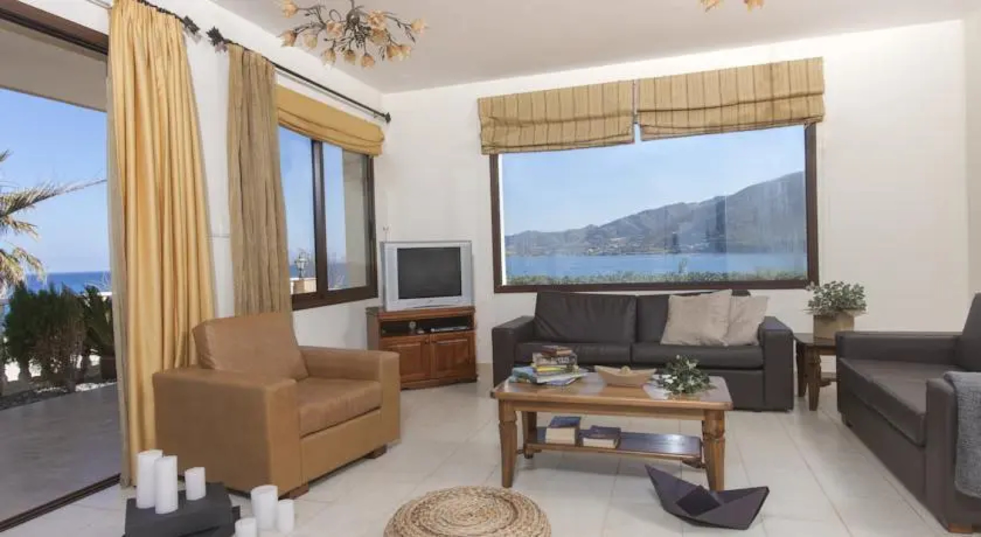 Petros Seashore Villa