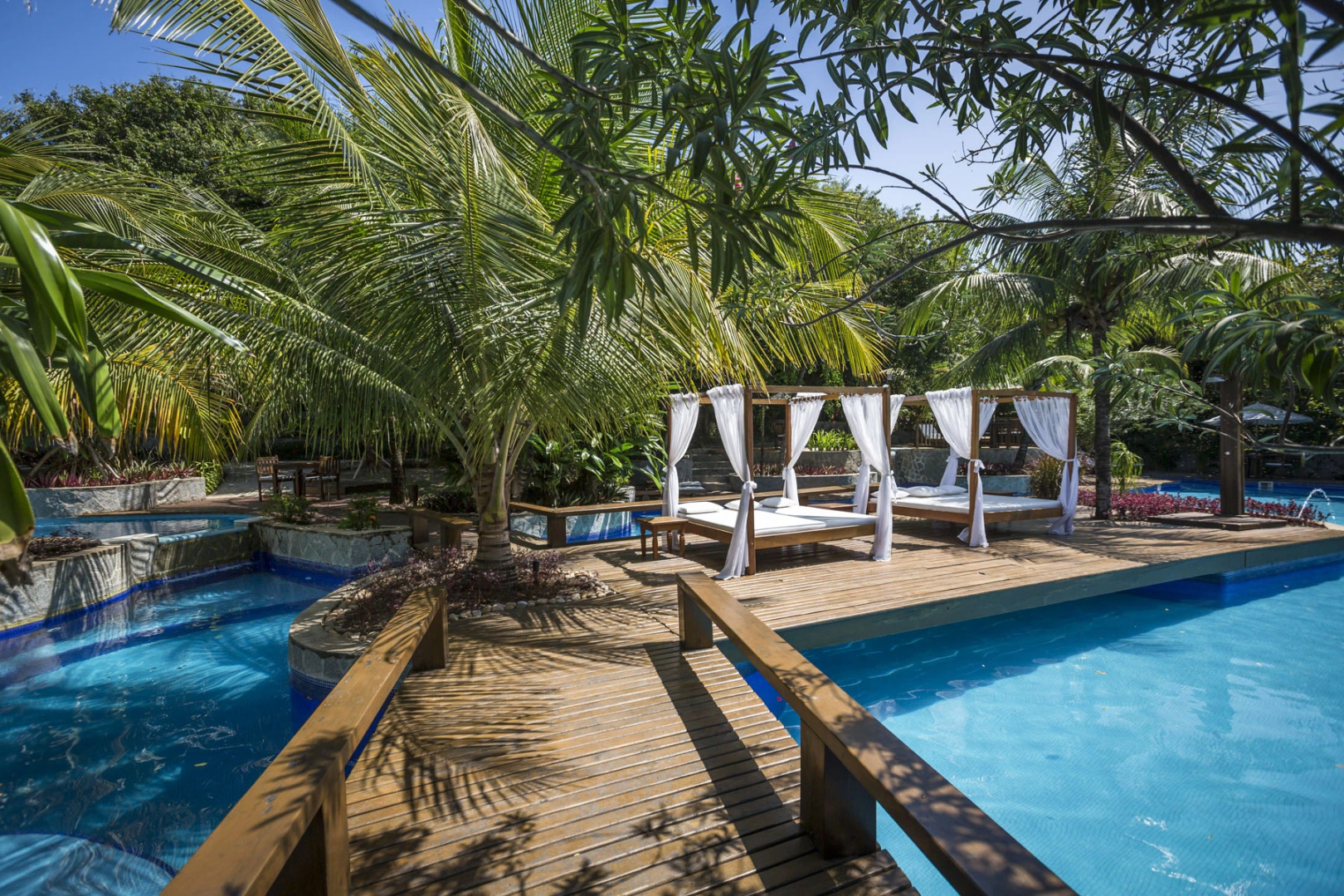 Resort Sombra e Água Fresca