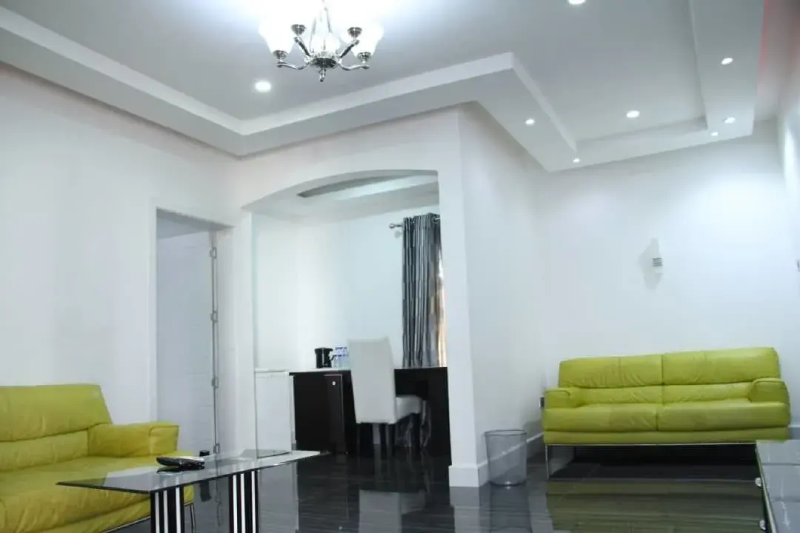 PoshLux Executive Hotel