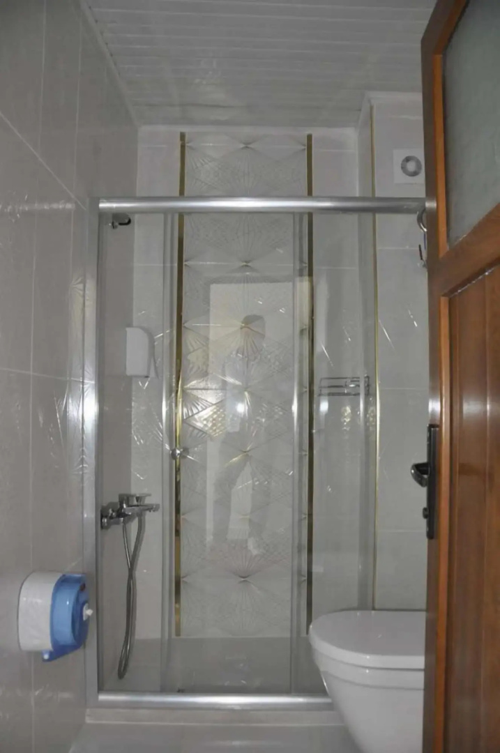 Ugur Hotel