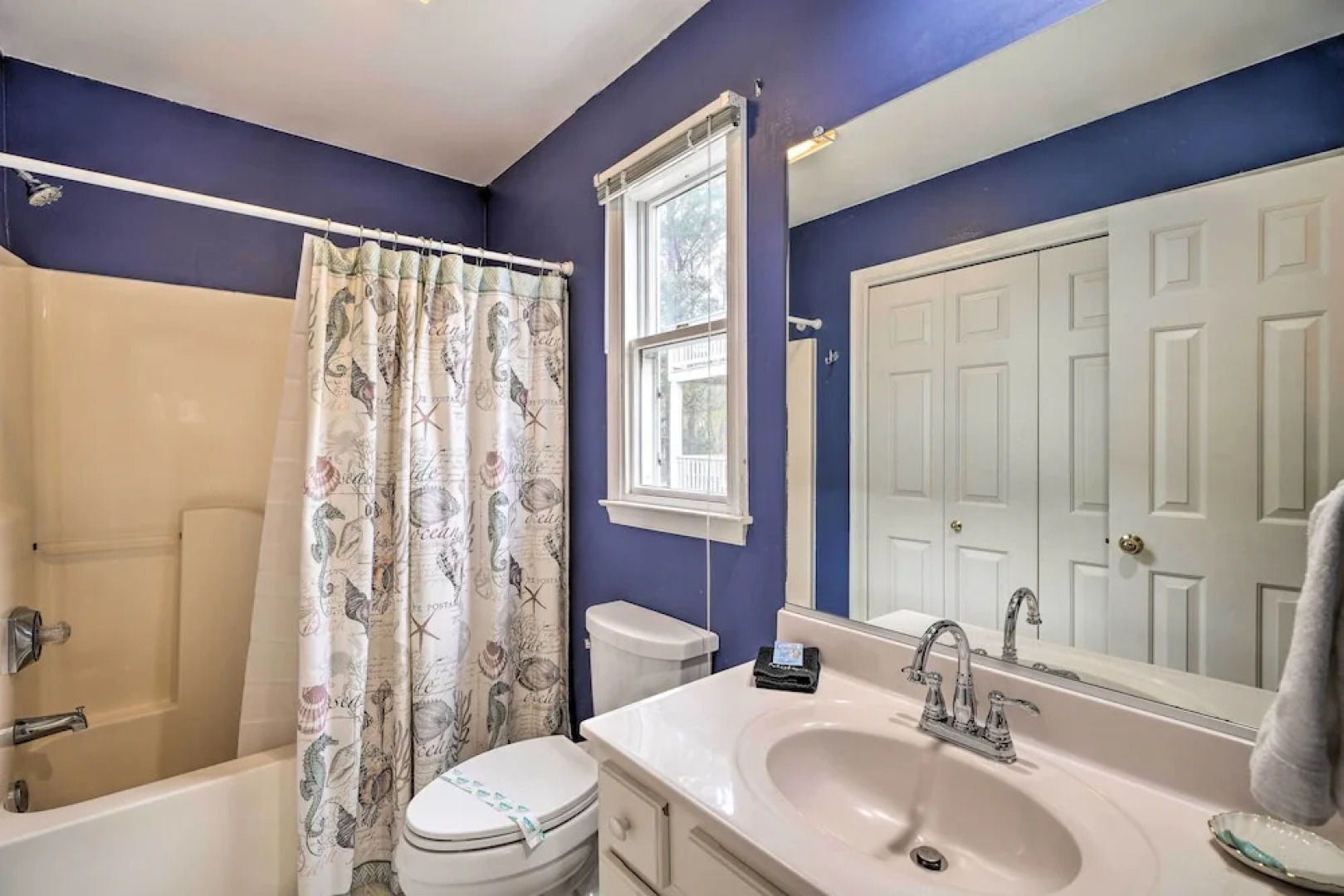 Coastal Home w/ Community Pool < 2 Miles to Beach!