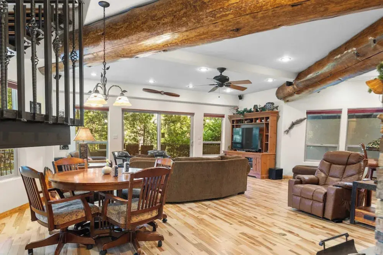 The Fairway Hideaway by Avantstay Game Room, Outdoor Dining & Near Lake Arrowhead