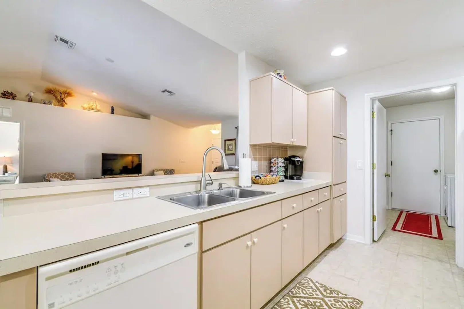 Family-friendly Spring Hill Vacation Home w/ Lanai