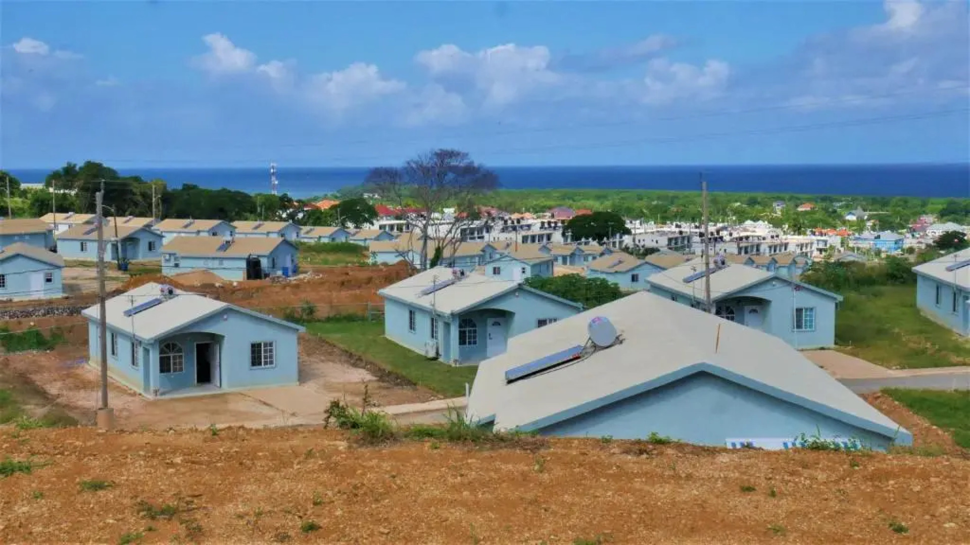 Lux Sea View Camelot Village Discovery Bay