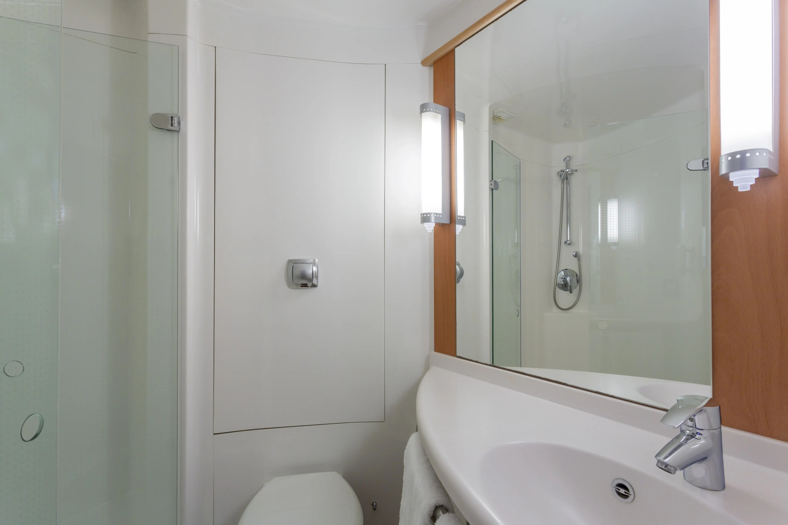 ibis Belfast Queens Quarter