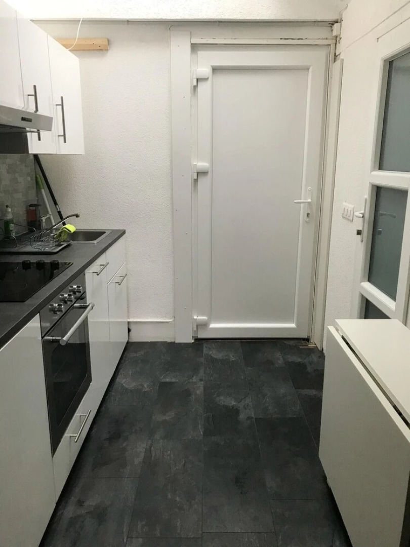 Studio in Neuchâtel, With Terrace and Wifi