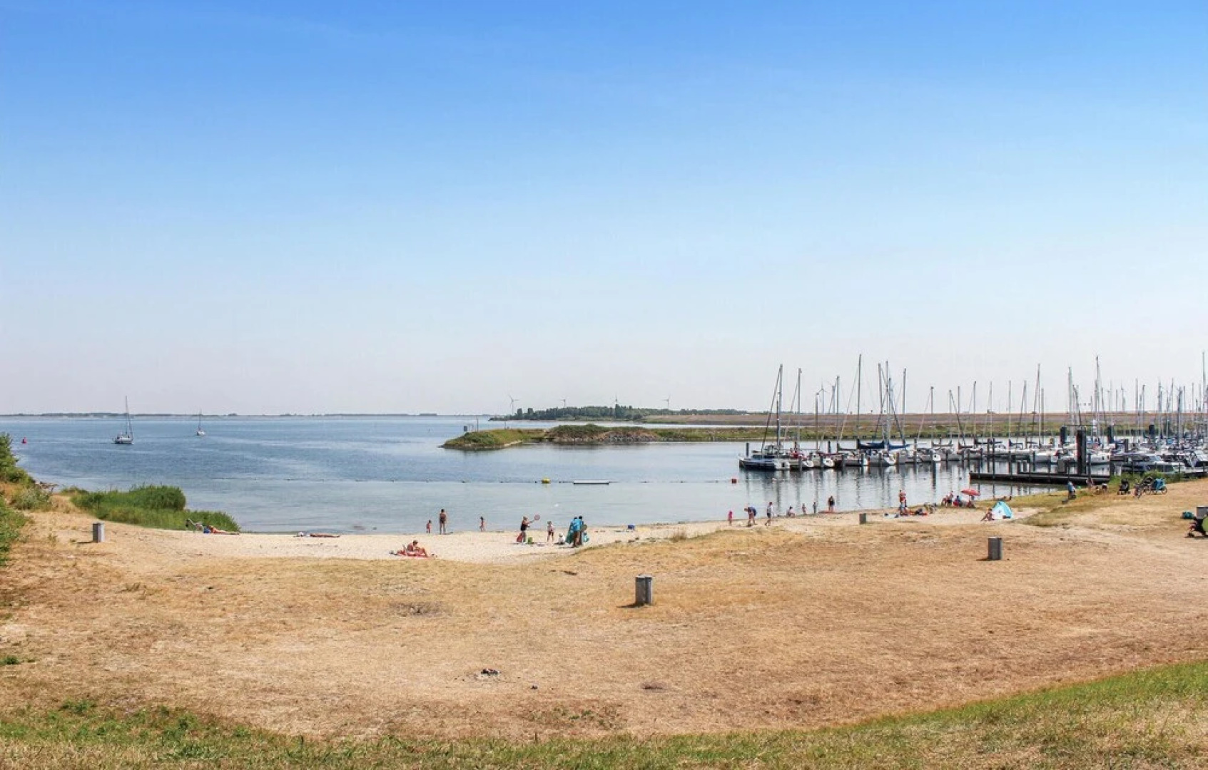 Amazing Home in Bruinisse With 2 Bedrooms and Wifi