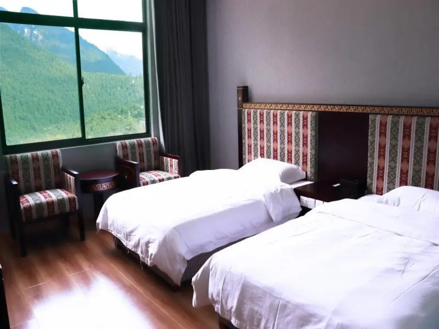 Shell Xizang Rikaze Jilong County Jilong Town Hote