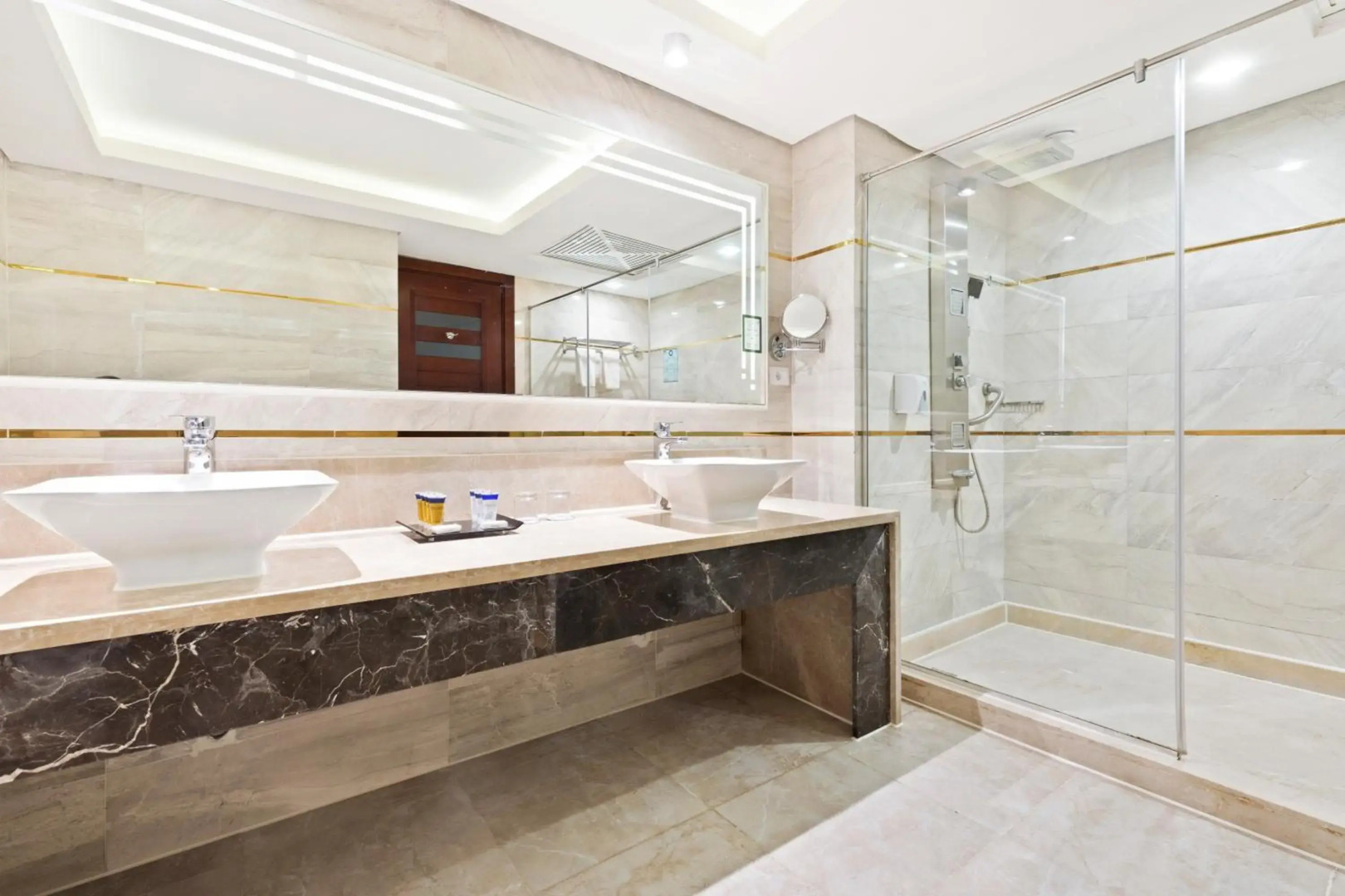 Pickalbatros Royal Moderna Resort