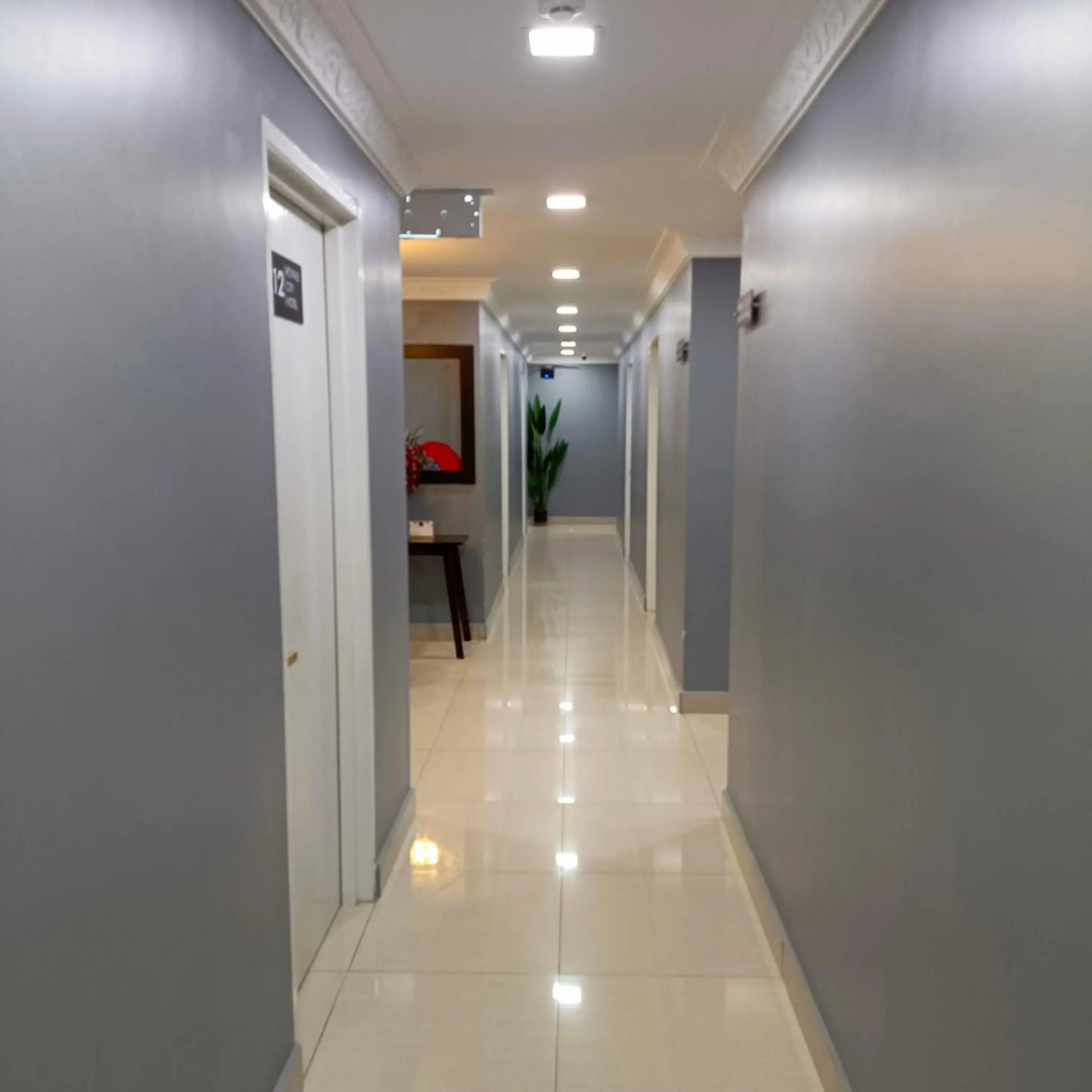 Royale City Hotel