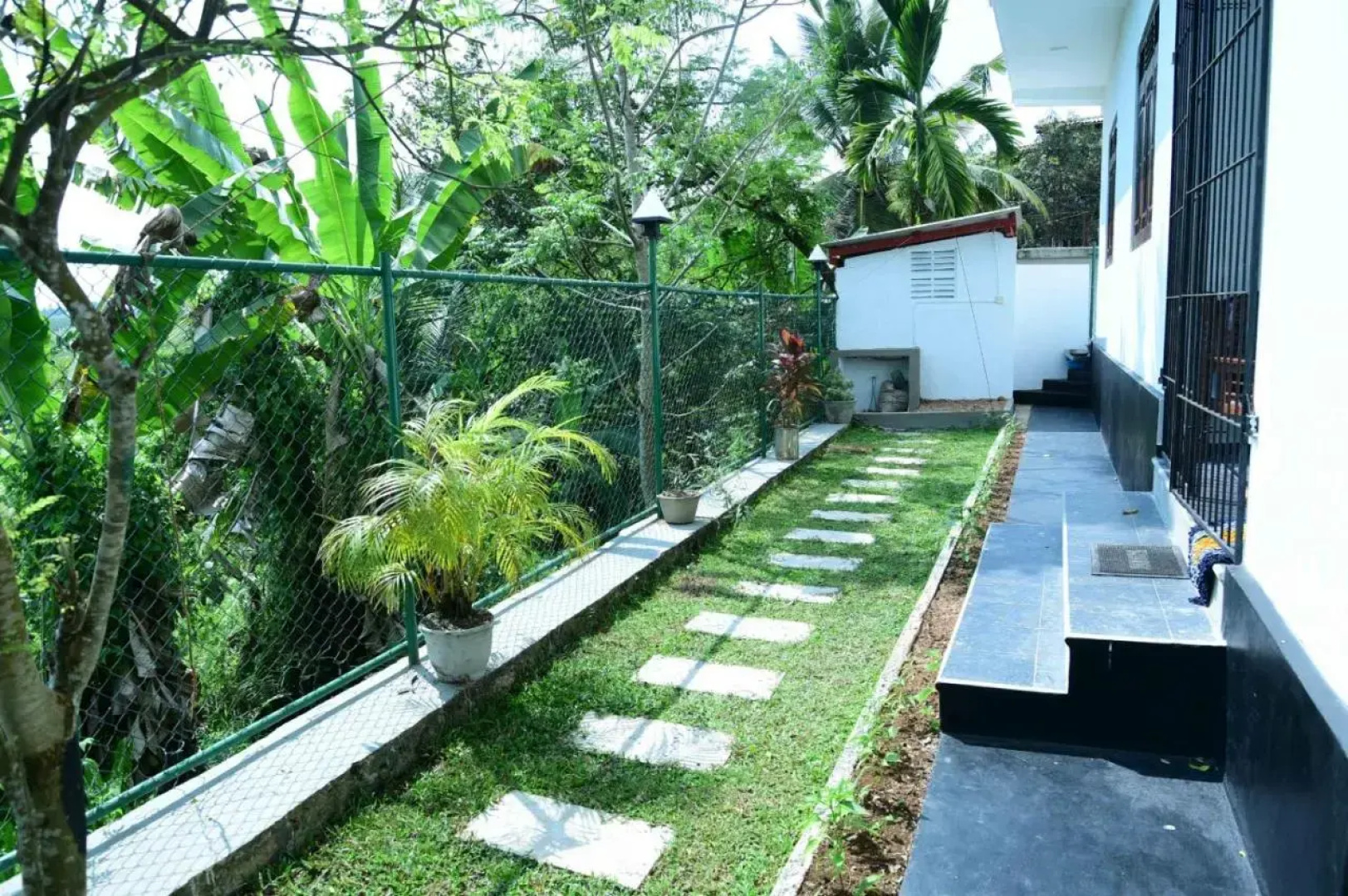 Jacinda Villa