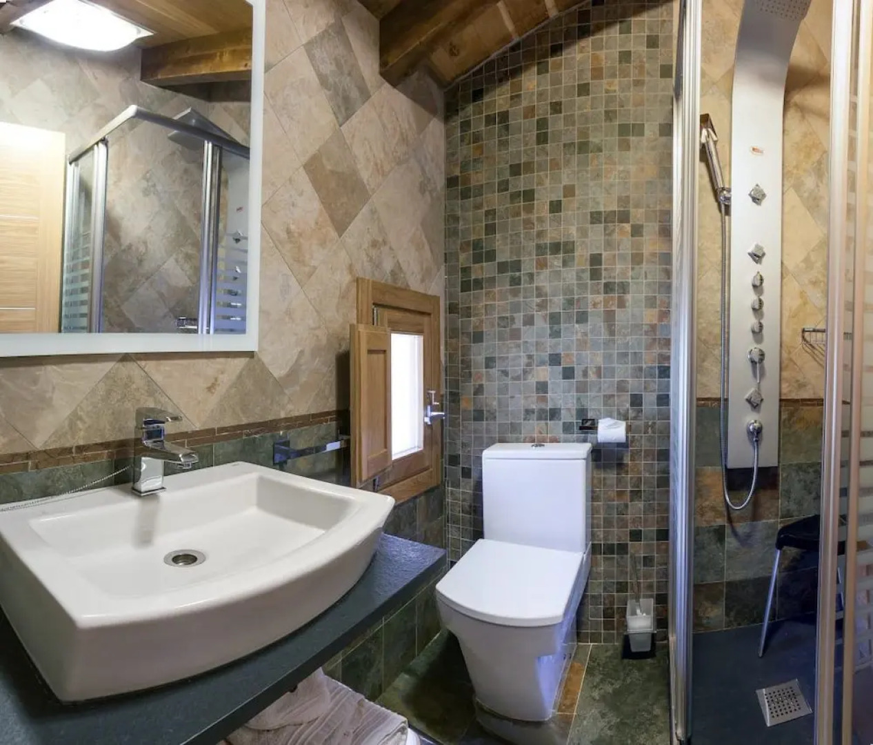 El Abrigaño del Cañon I y II