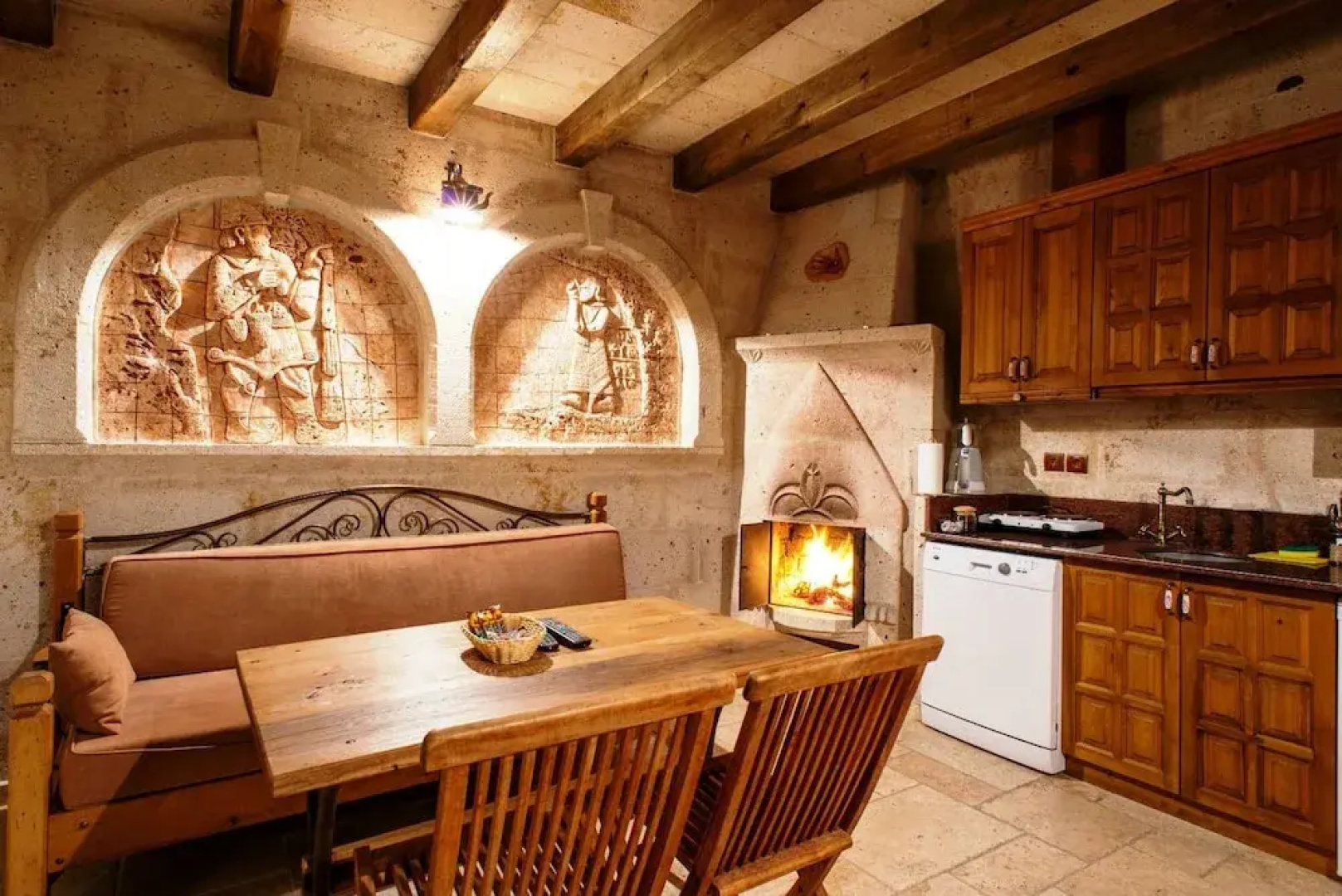 Avanos Evi
