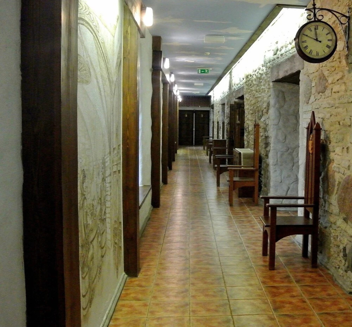 Üksik Rüütel Hotel