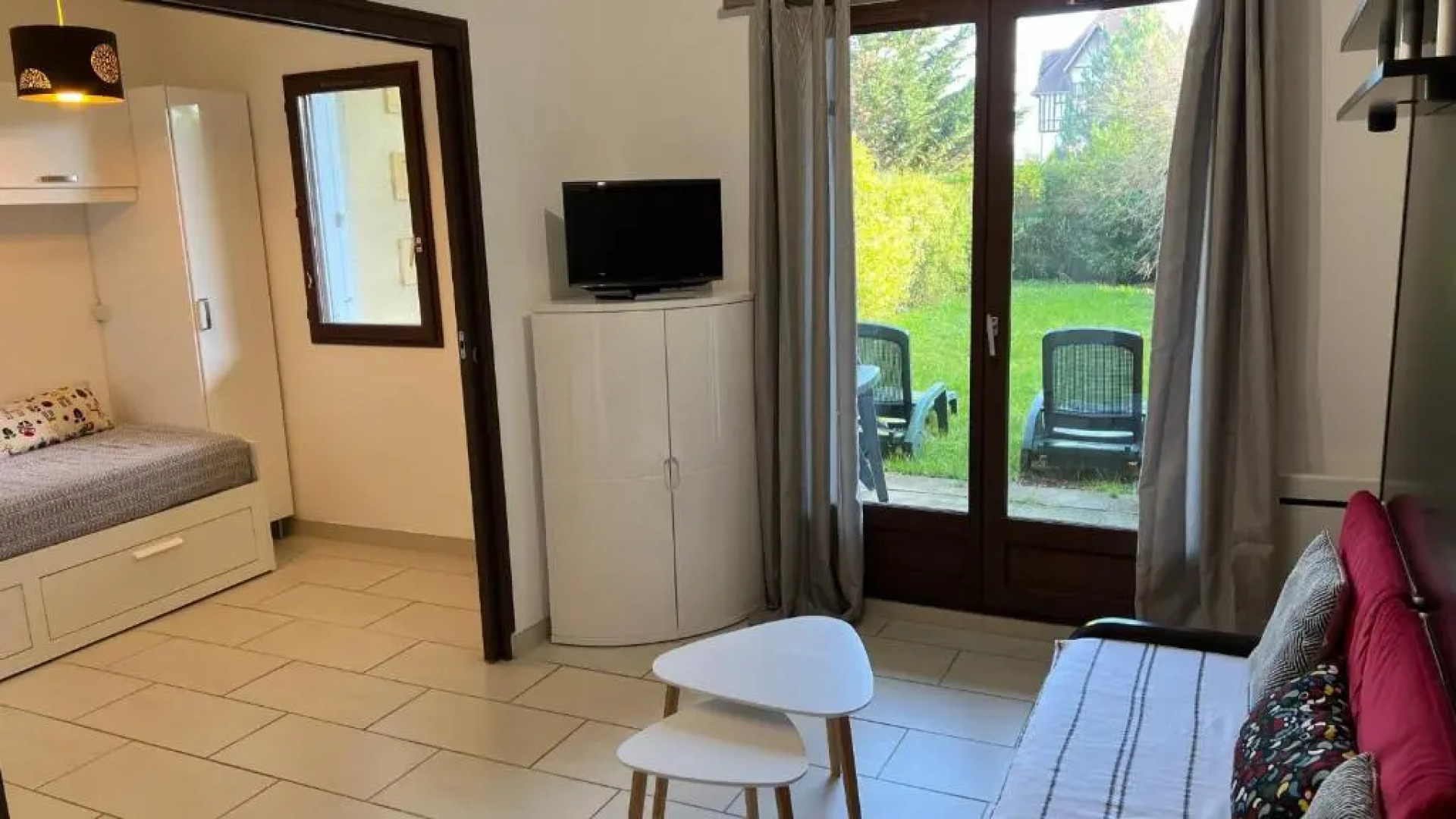 Appartement 2 pièces rez-de-jardin à 2 pas de la plage et de la thalasso