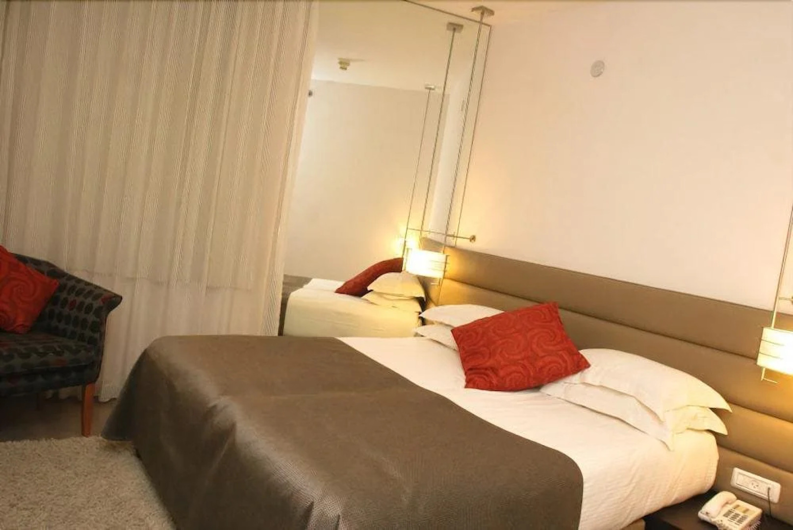 Maxim Hotel Tel Aviv Adults Only (Отель для взрослых)