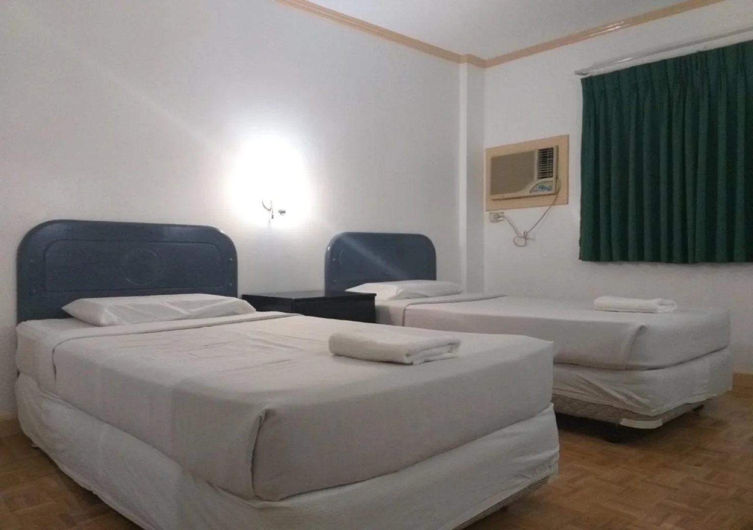 Linmarr Davao Hotels and Apartelles