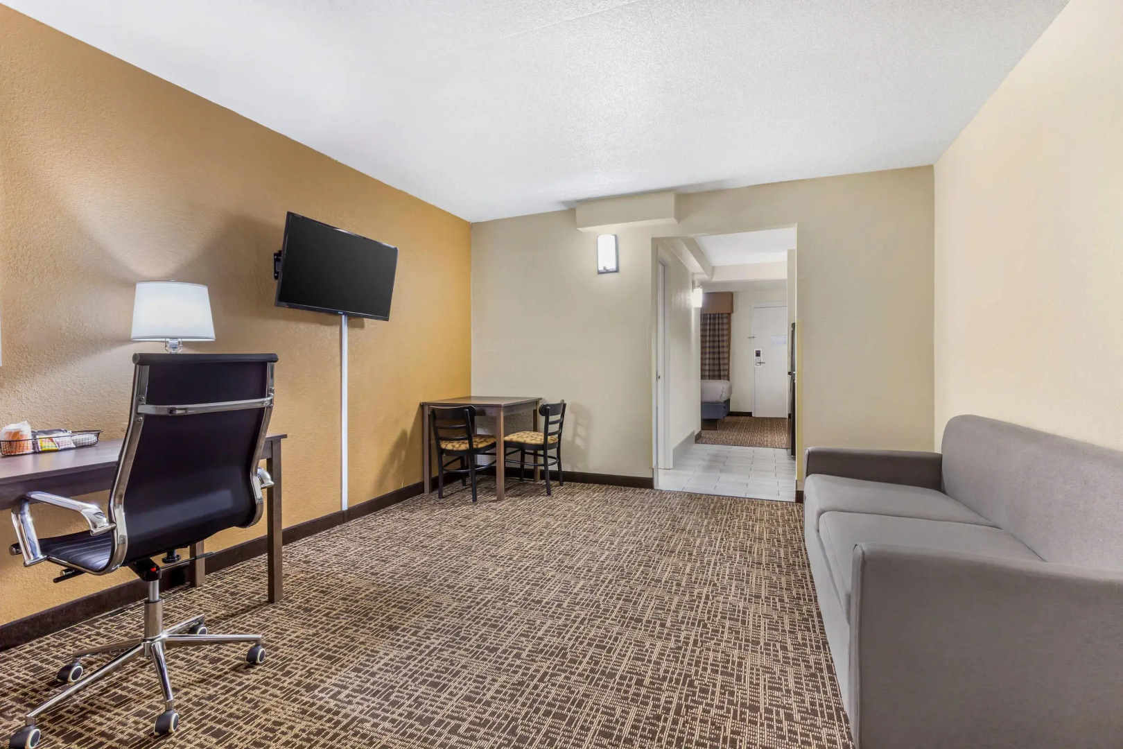 Quality Inn & Suites Spring Lake - Fayetteville near Fort Bragg