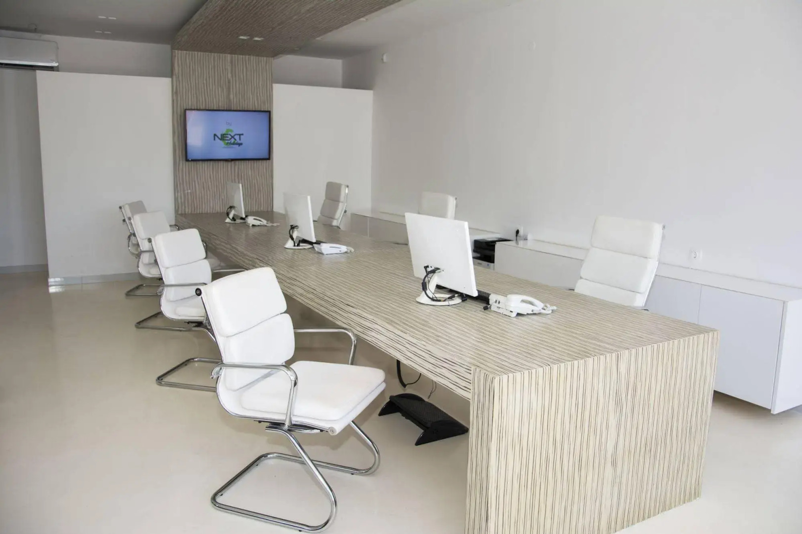 Ionian Eye Design Studios & Spa