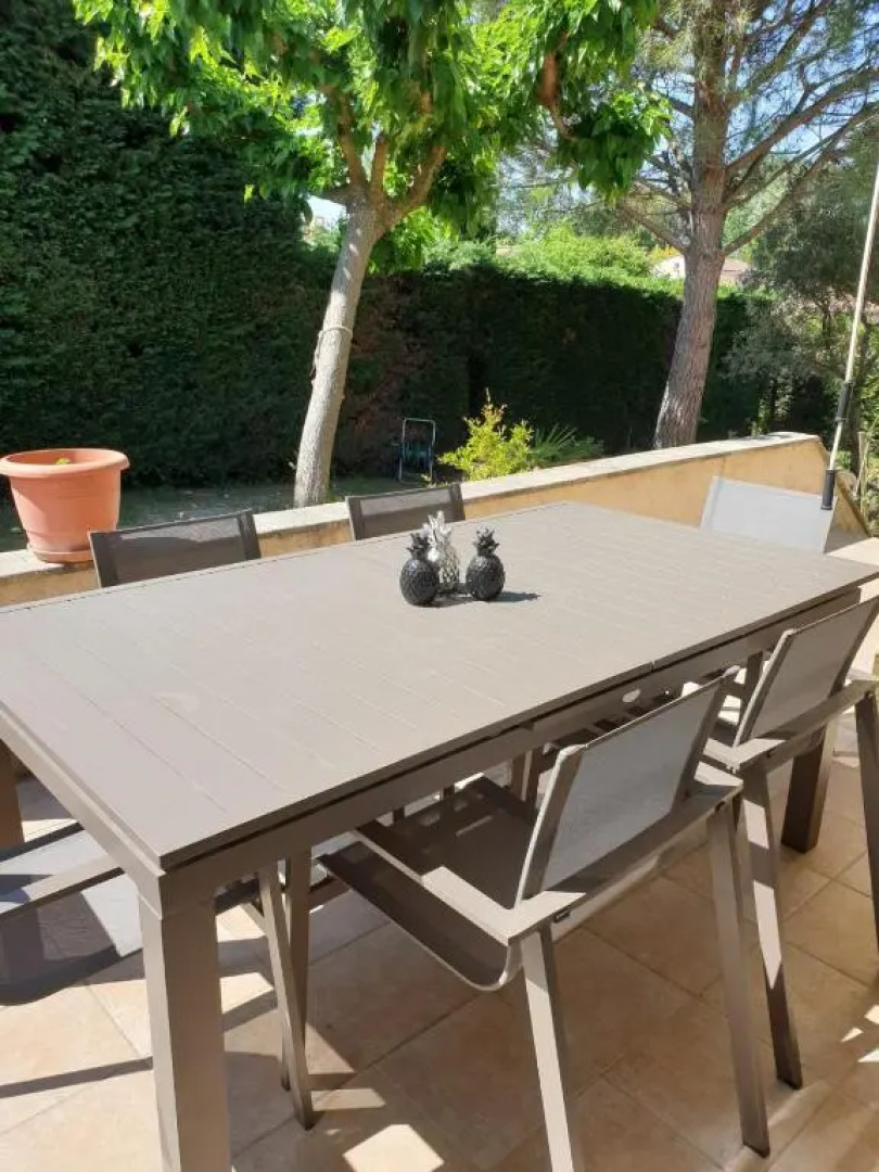 Belle villa à 10 min à pied du centre de Monteux