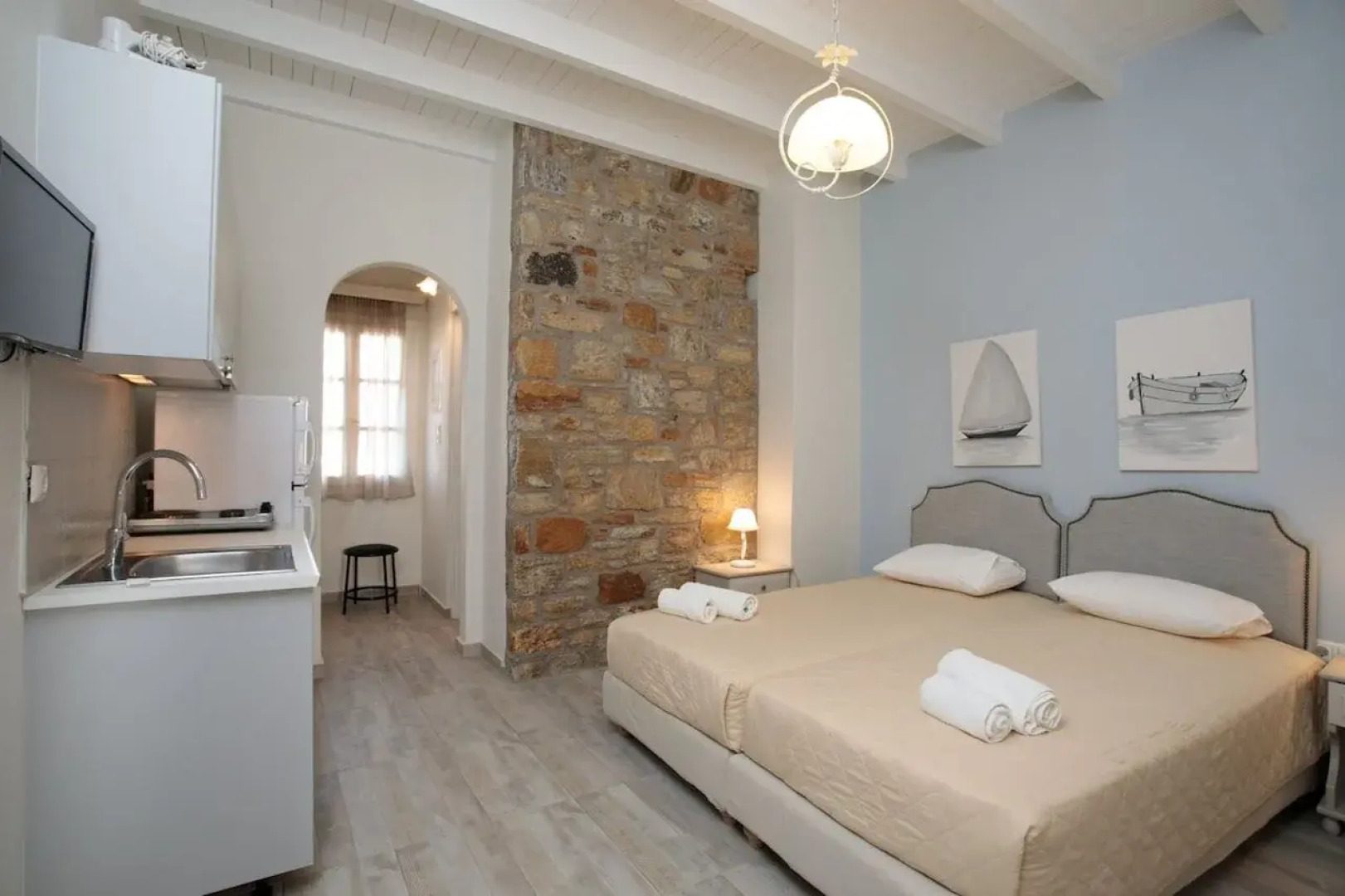 Almiriki Naxos Beachside Living