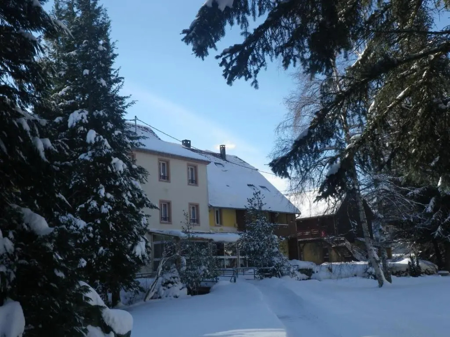 Hotel De La Poste - Logis De France