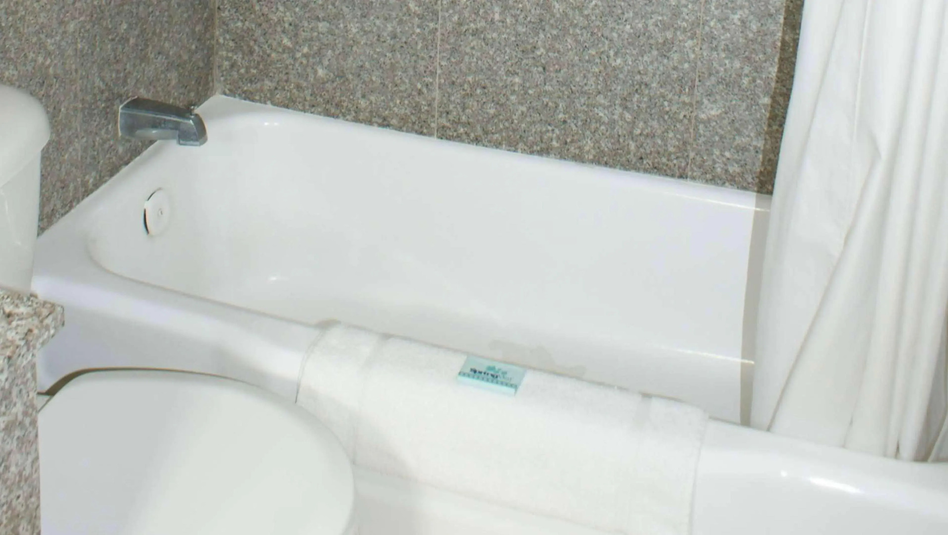 HWY Express Inn and Suites