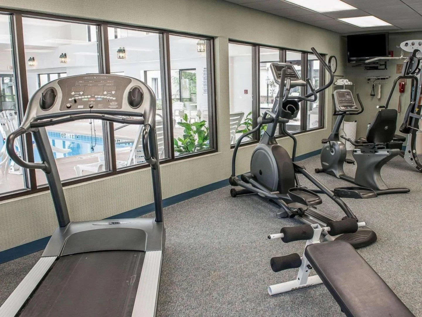 Comfort Inn & Suites Warsaw near US-30