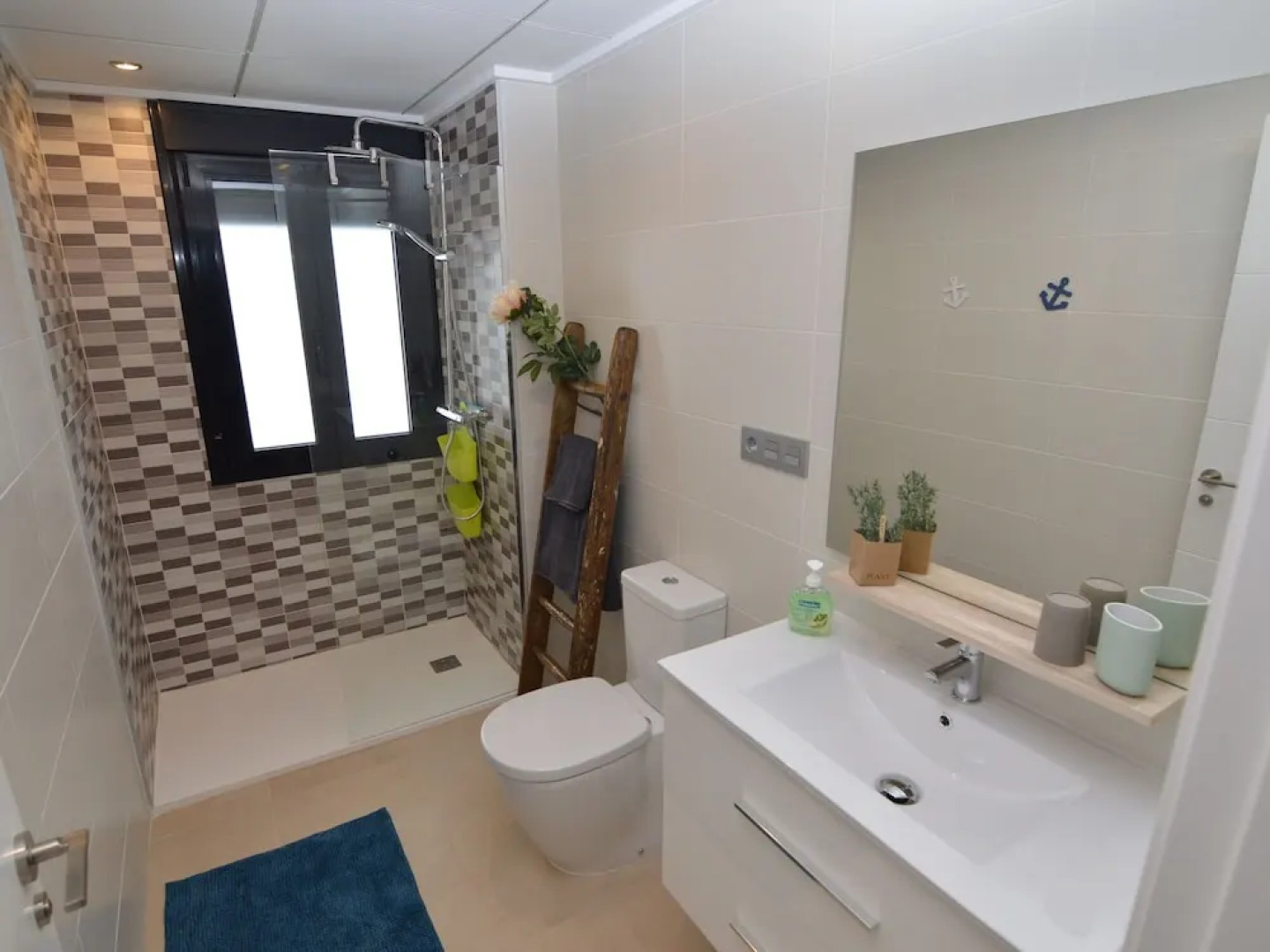 Attractive Holiday Home in San Pedro del Pinetar With Garden