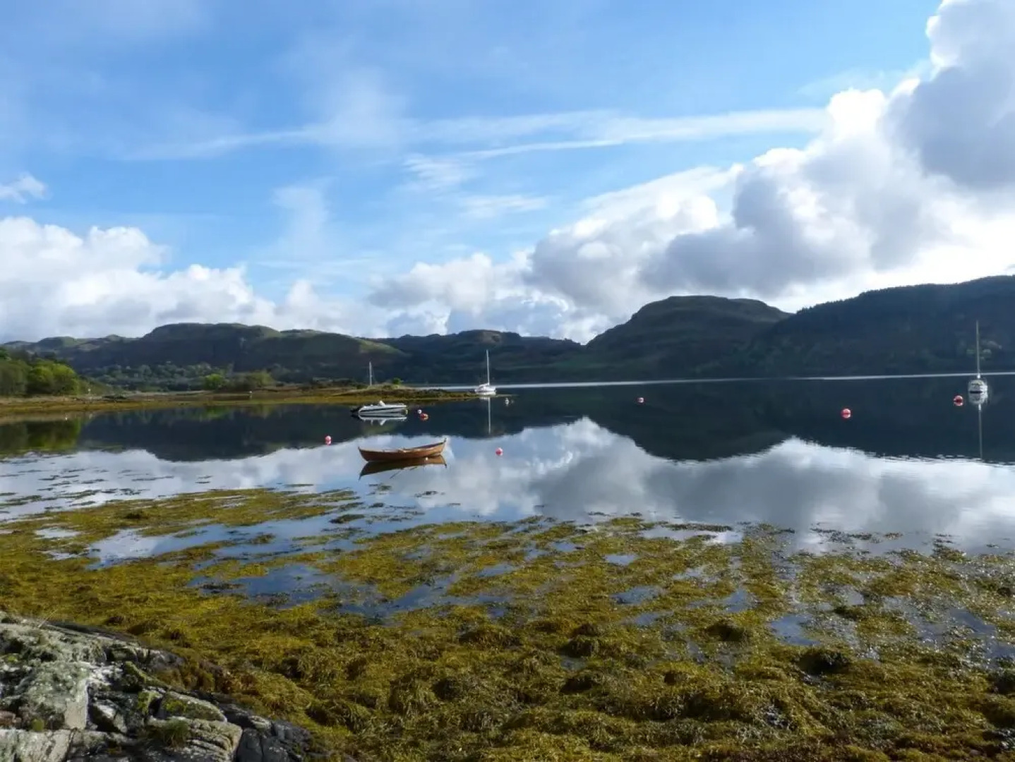 Seaview-barsloisnach Cottage