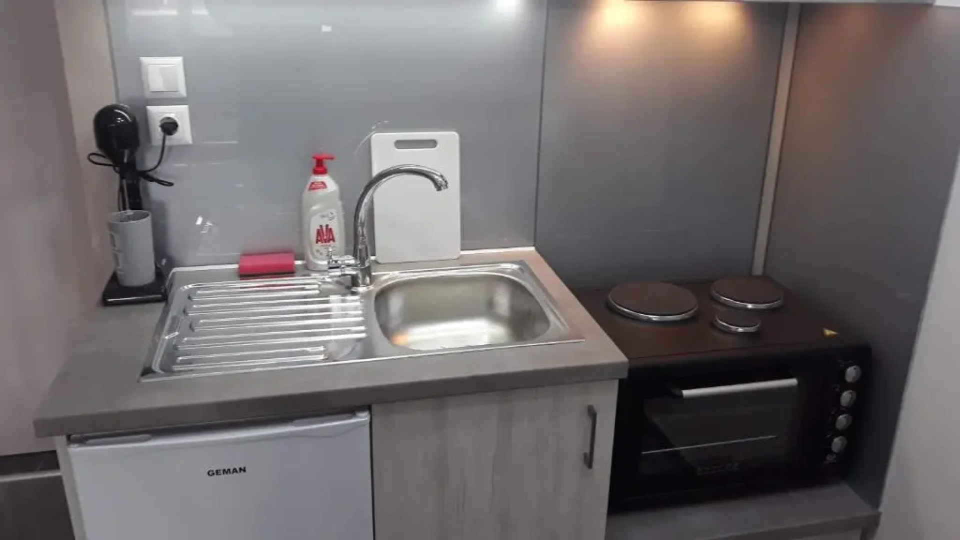 Stathoris Deluxe Studio