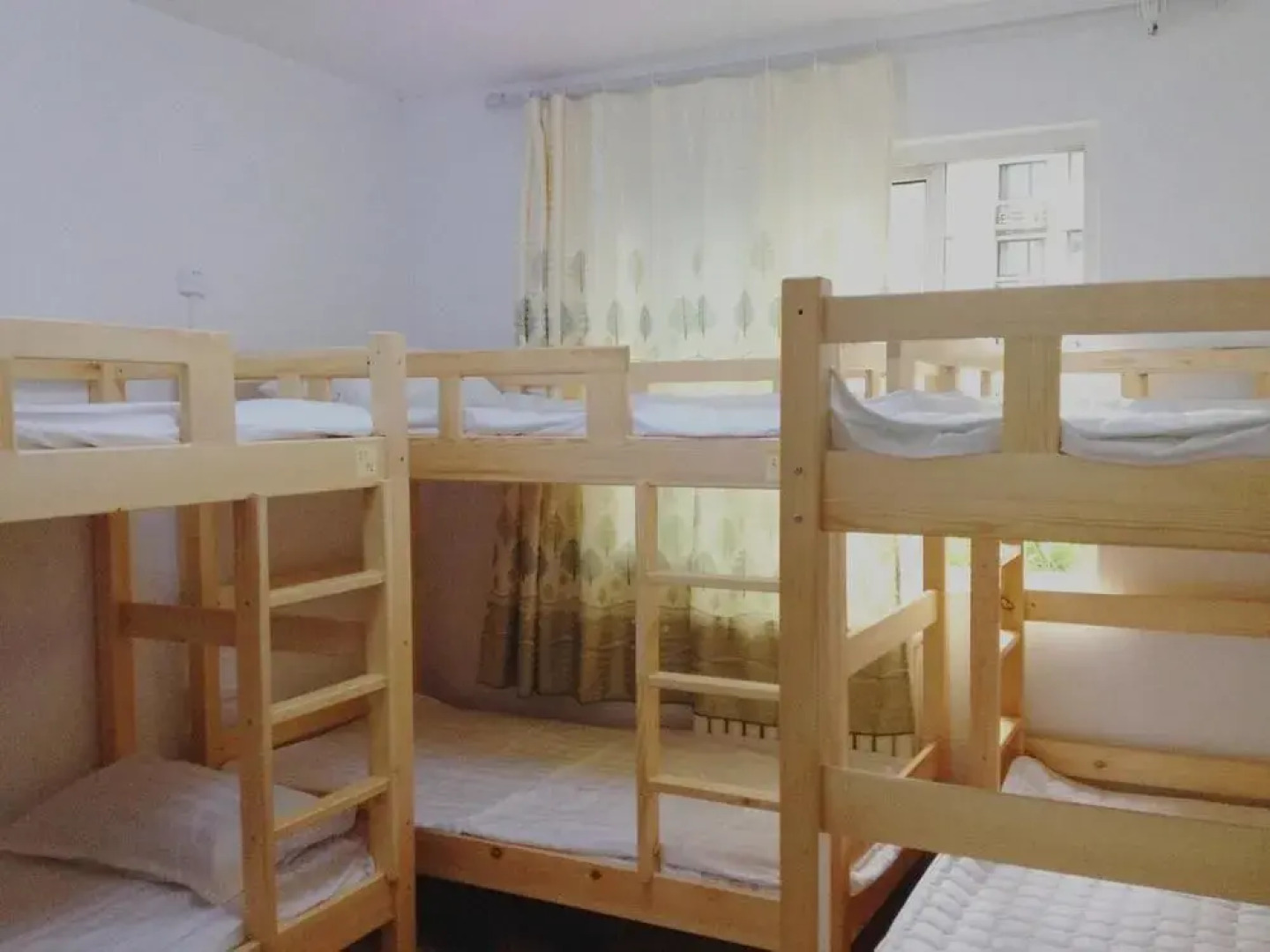 798 International Youth Hostel