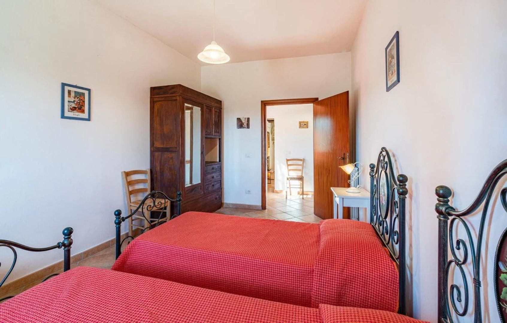 Amazing Apartment in Radicondoli With 3 Bedrooms, Wifi and Outdoor Swimming Pool