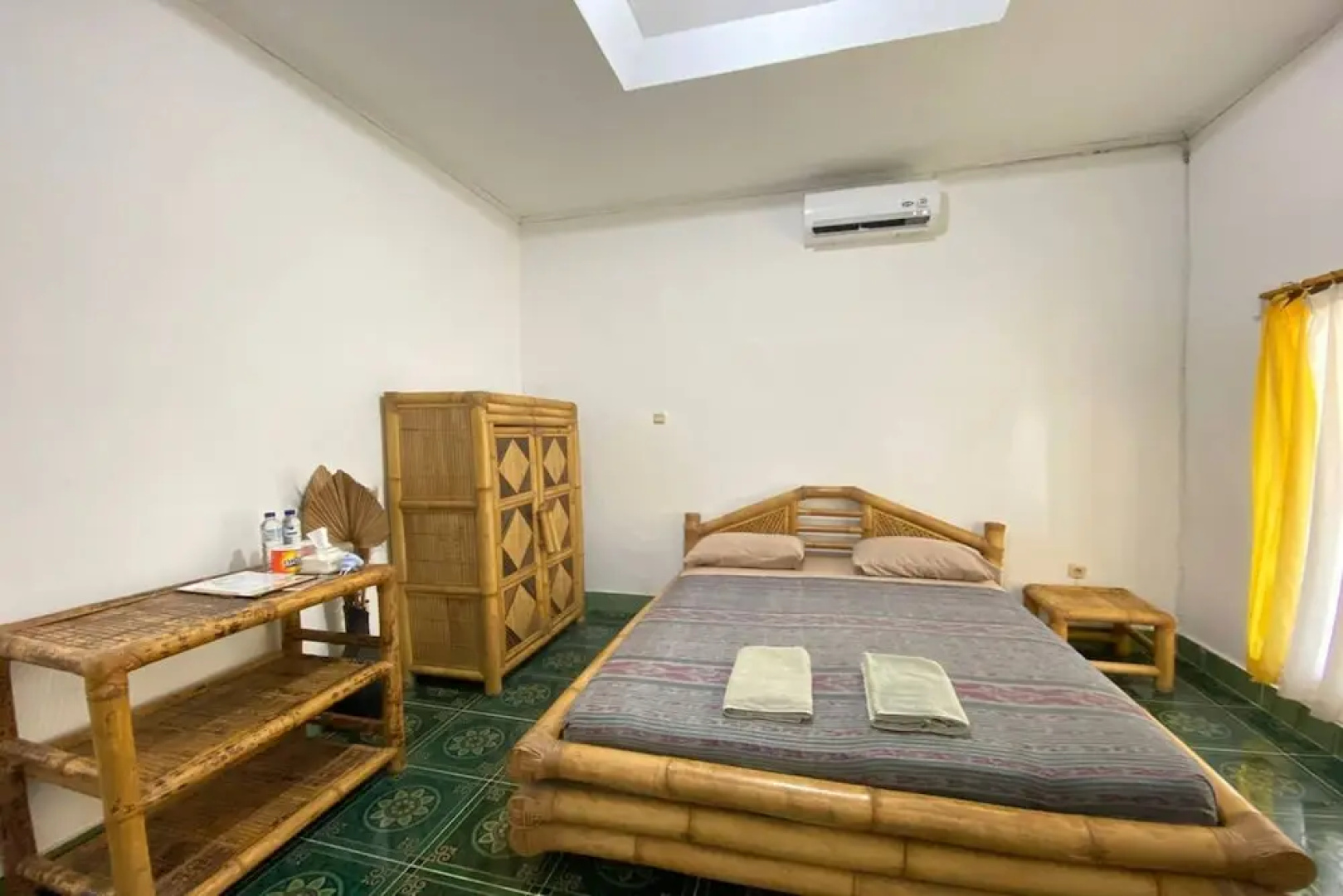 Duyung Rooms and Resto by ZUZU